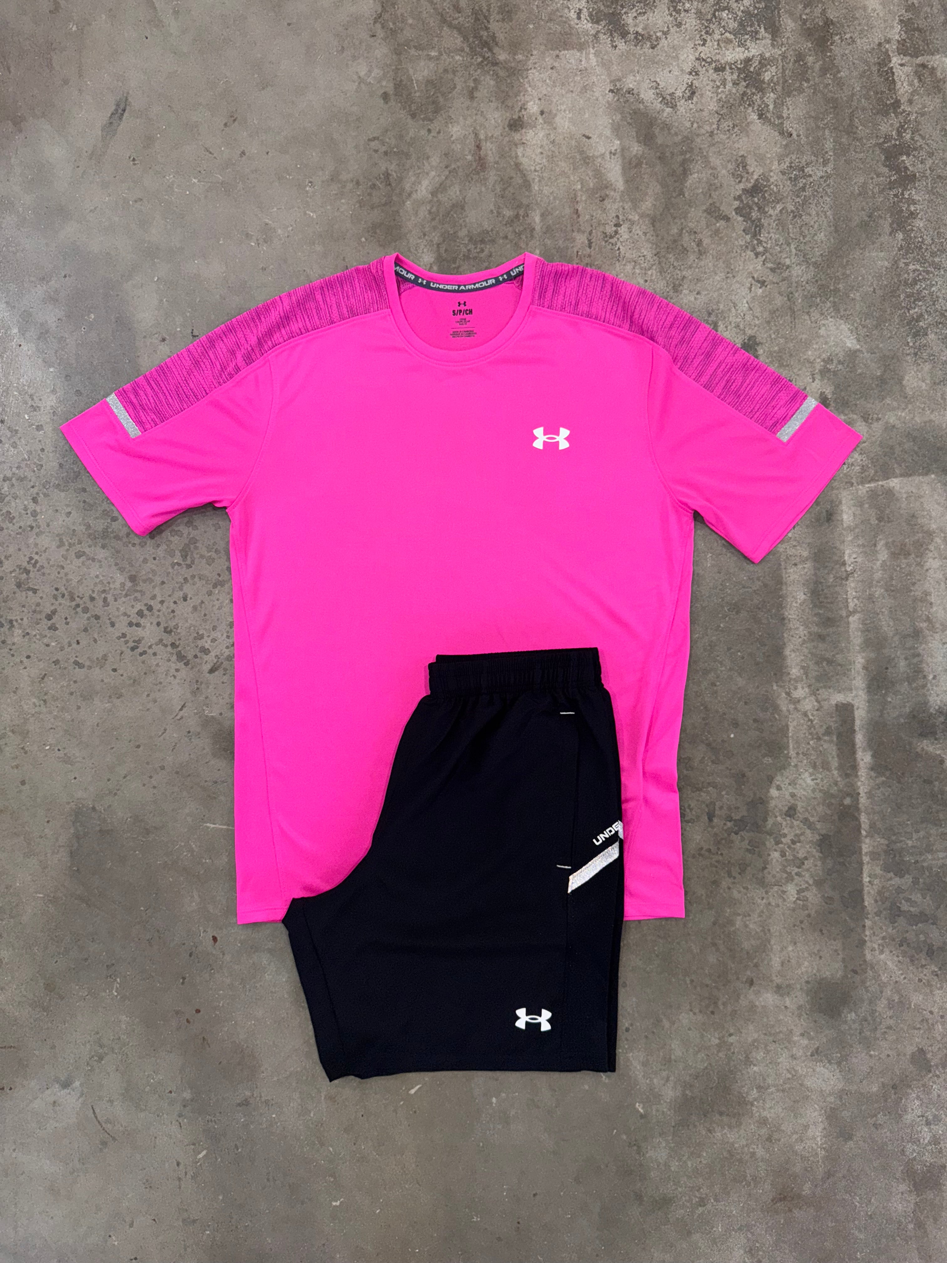 Under Armour Tech Utility Pink Set - T Shirt / Short