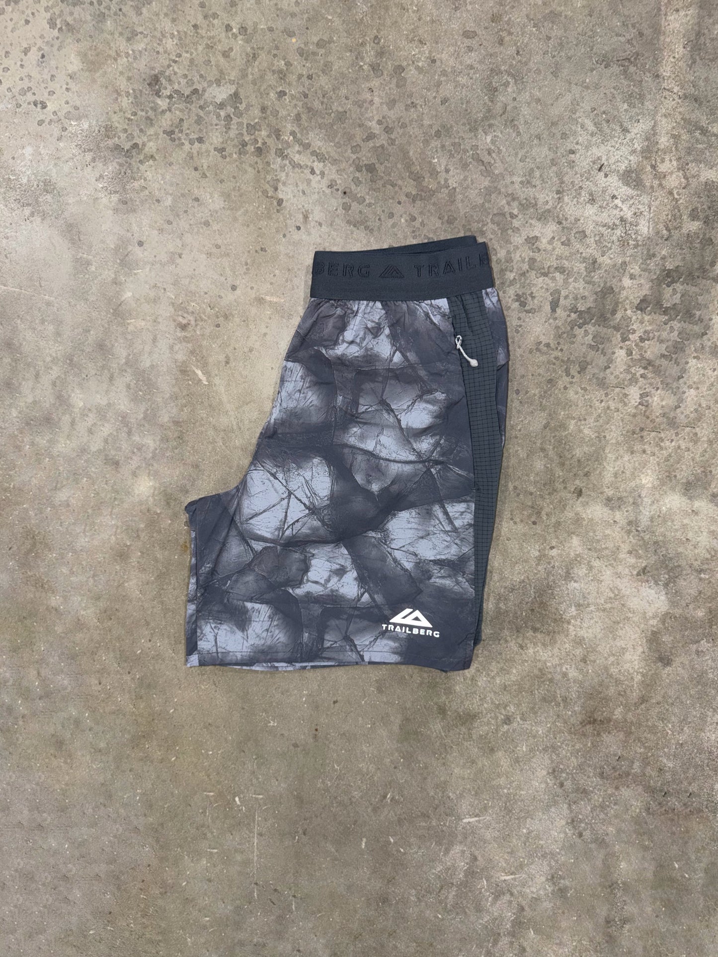 Trailberg Ice Short - Graphite Grey