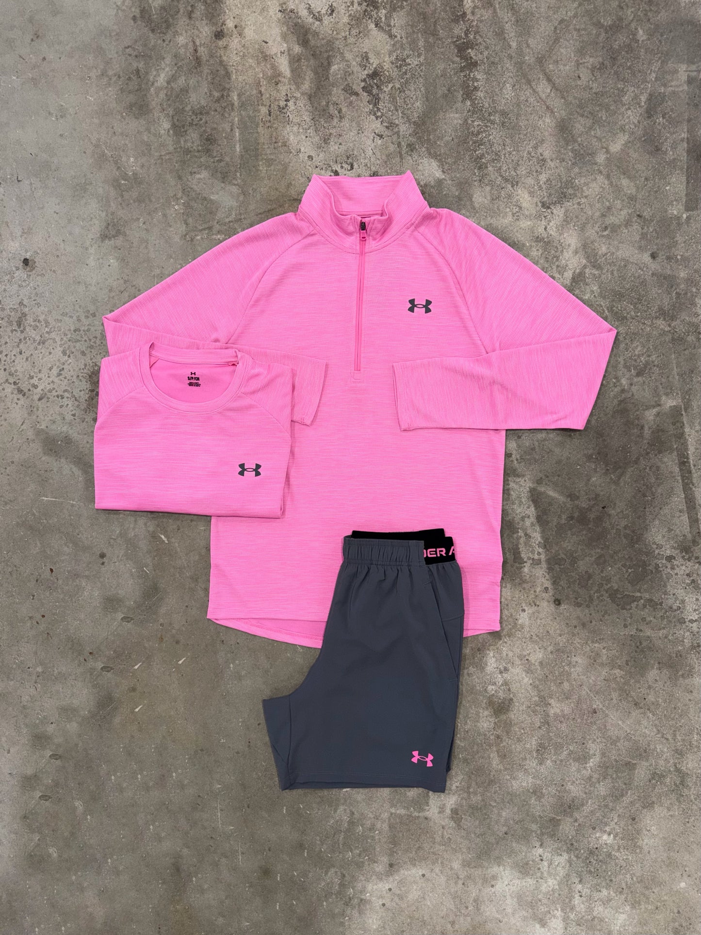Under Armour Textured Pink 3 Piece Set - Quarter Zip / T Shirt / Short