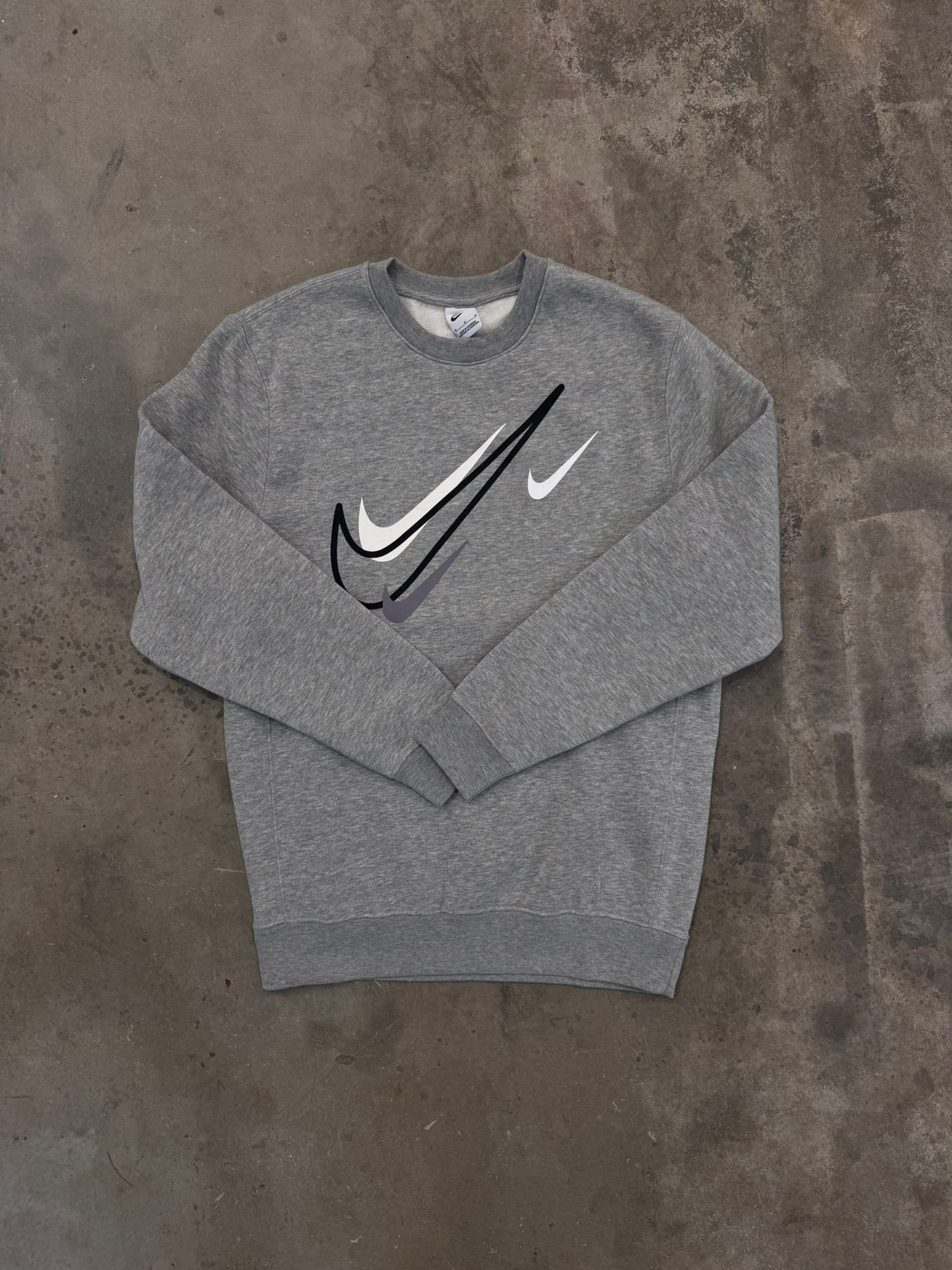 Nike Multi Swoosh SweatShirt - Grey