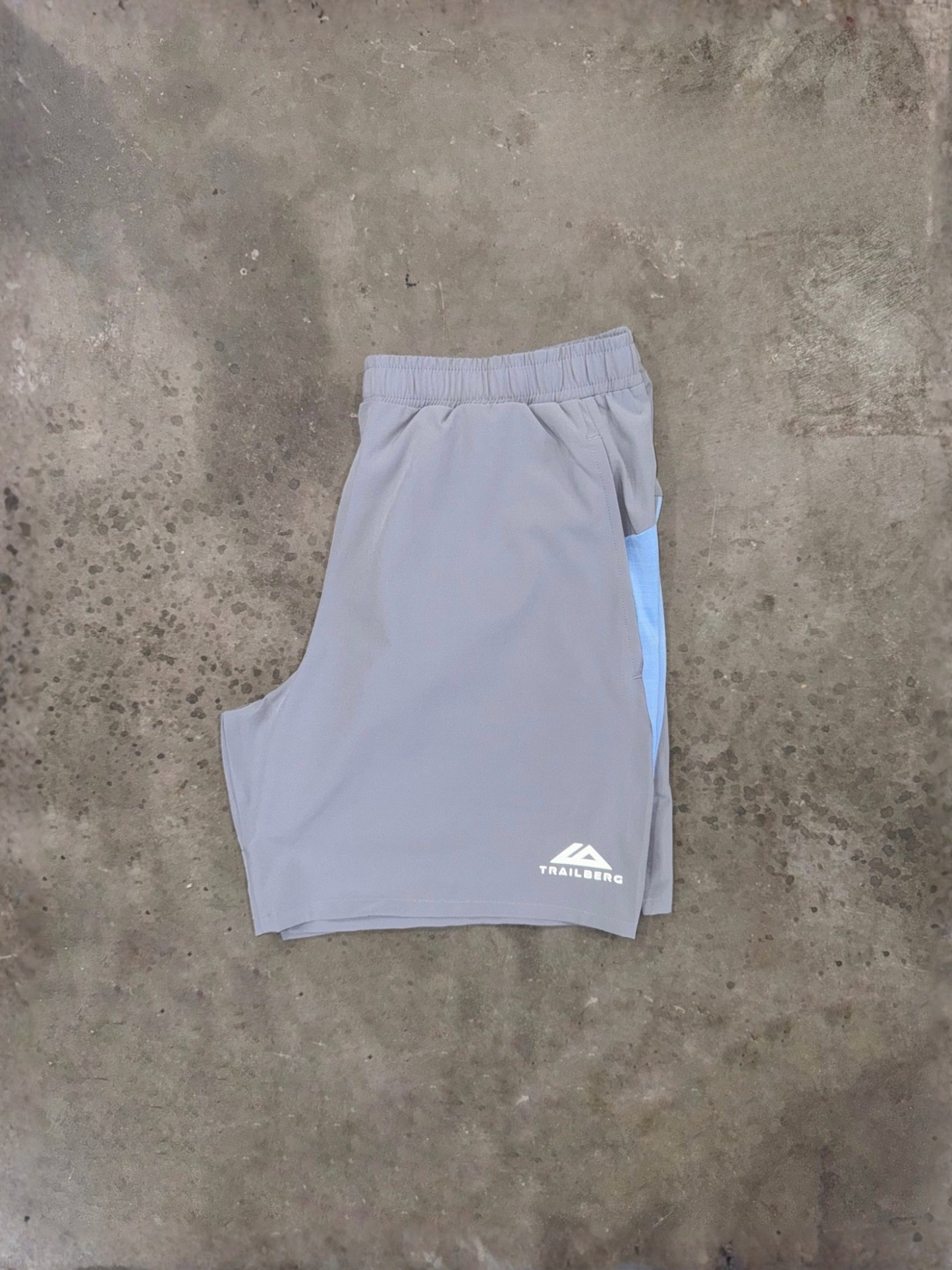 Trailberg Cloud SS25 Short - Sky Grey from DripModa