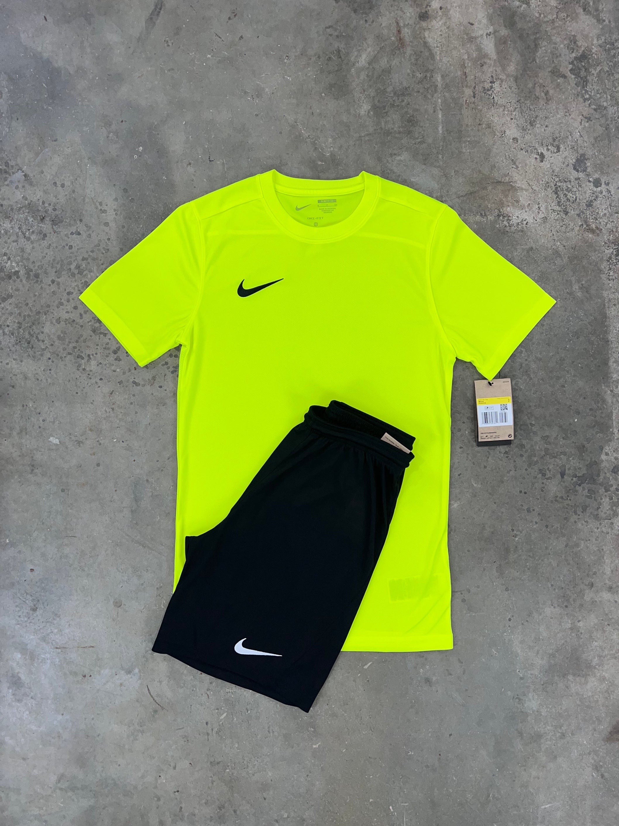 Nike Junior Dri Fit Volt / Black Set - T Shirt / Short