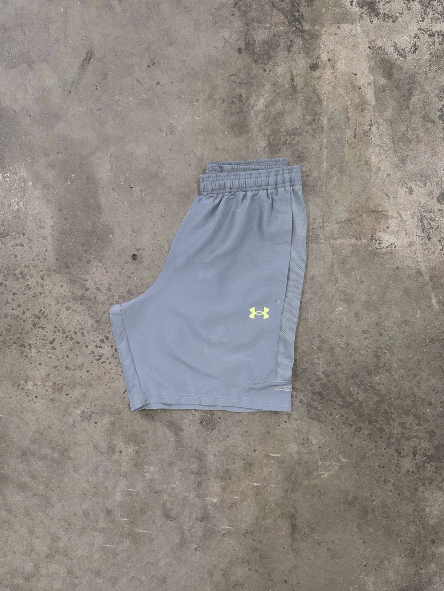 Under Armour Tech Utility Shorts - Lumos Lime / Grey