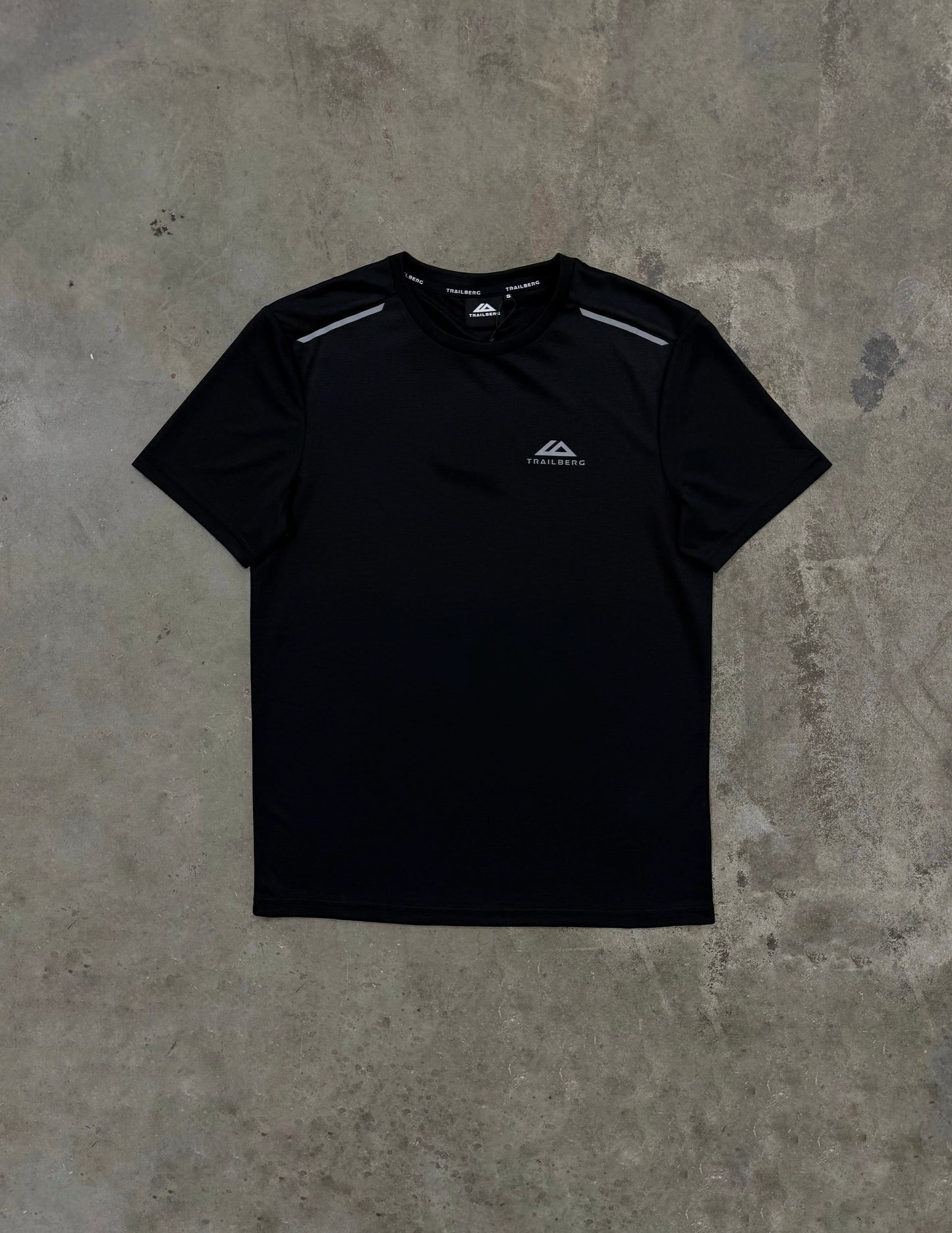Trailberg Endura T Shirt - Black from DripModa