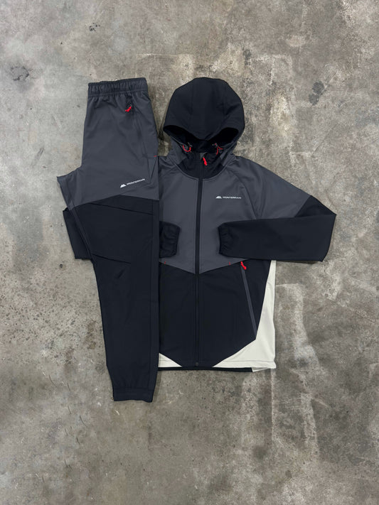 Monterrain Vault Woven Black / Fossil Tracksuit - Jacket / Pant