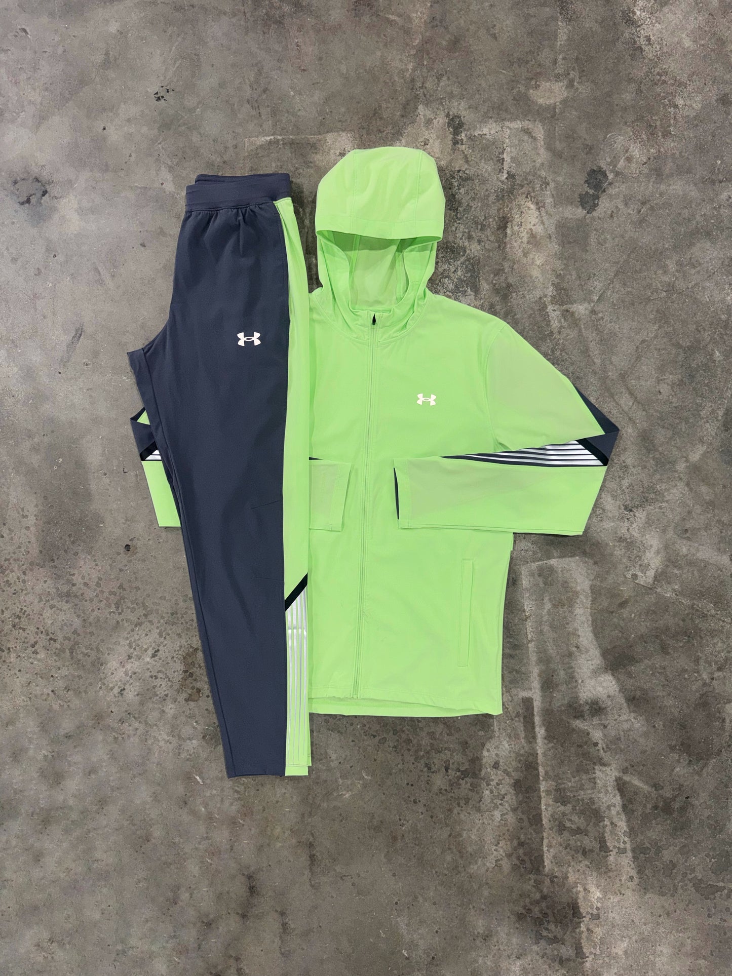 Under Armour Velociti Grey / Green Tracksuit - Jacket / Pant