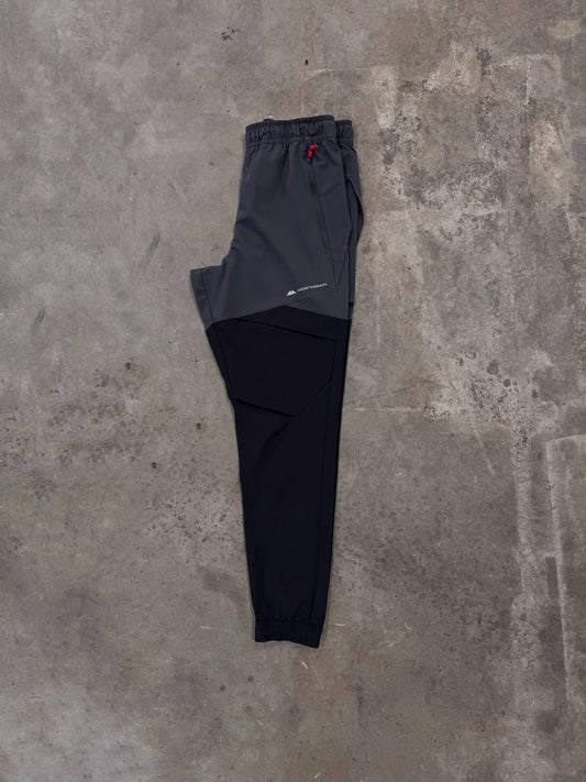 Monterrain Vault Woven Pant - Black / Fossil from Dripmoda