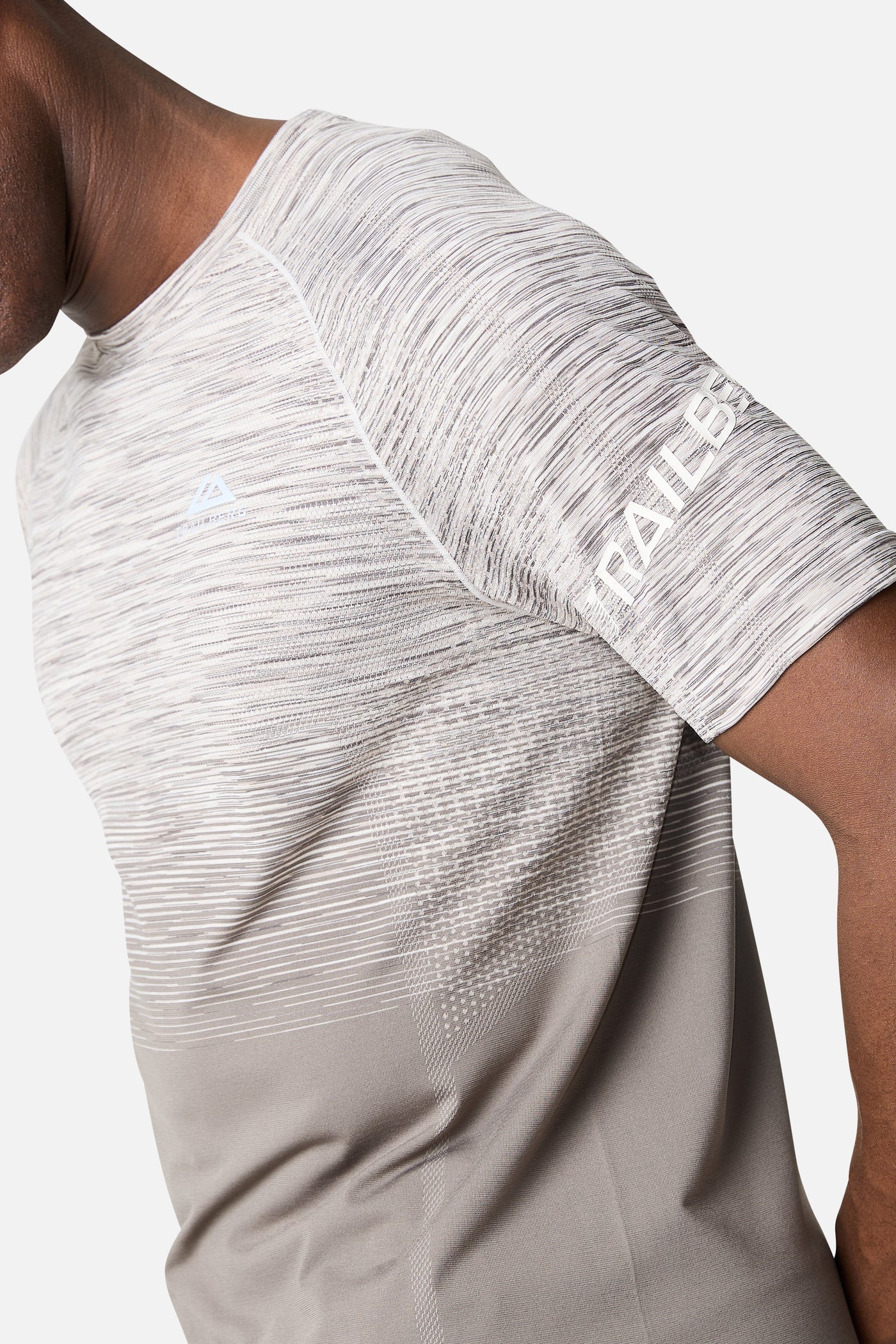 Trailberg Arc Seamless T Shirt - Mocha from DripModa