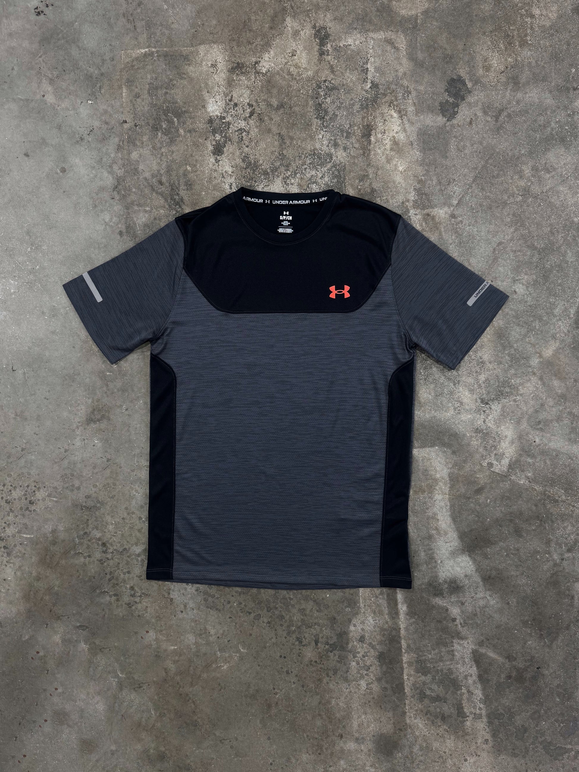 Under Armour Tech Utility T Shirt - Black / Red from DripModa