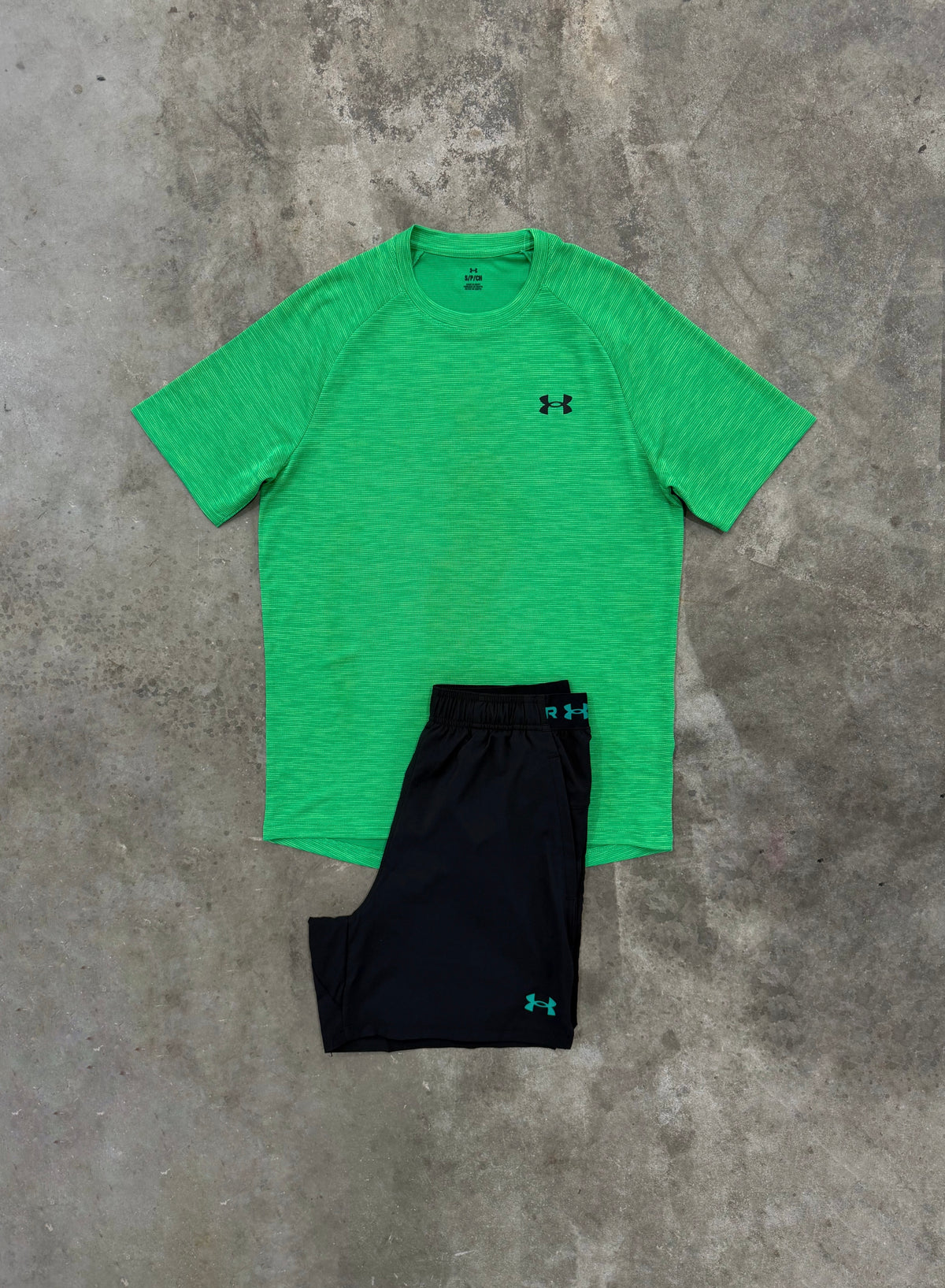 Under Armour Textured Geode Green Set - T Shirt / Short