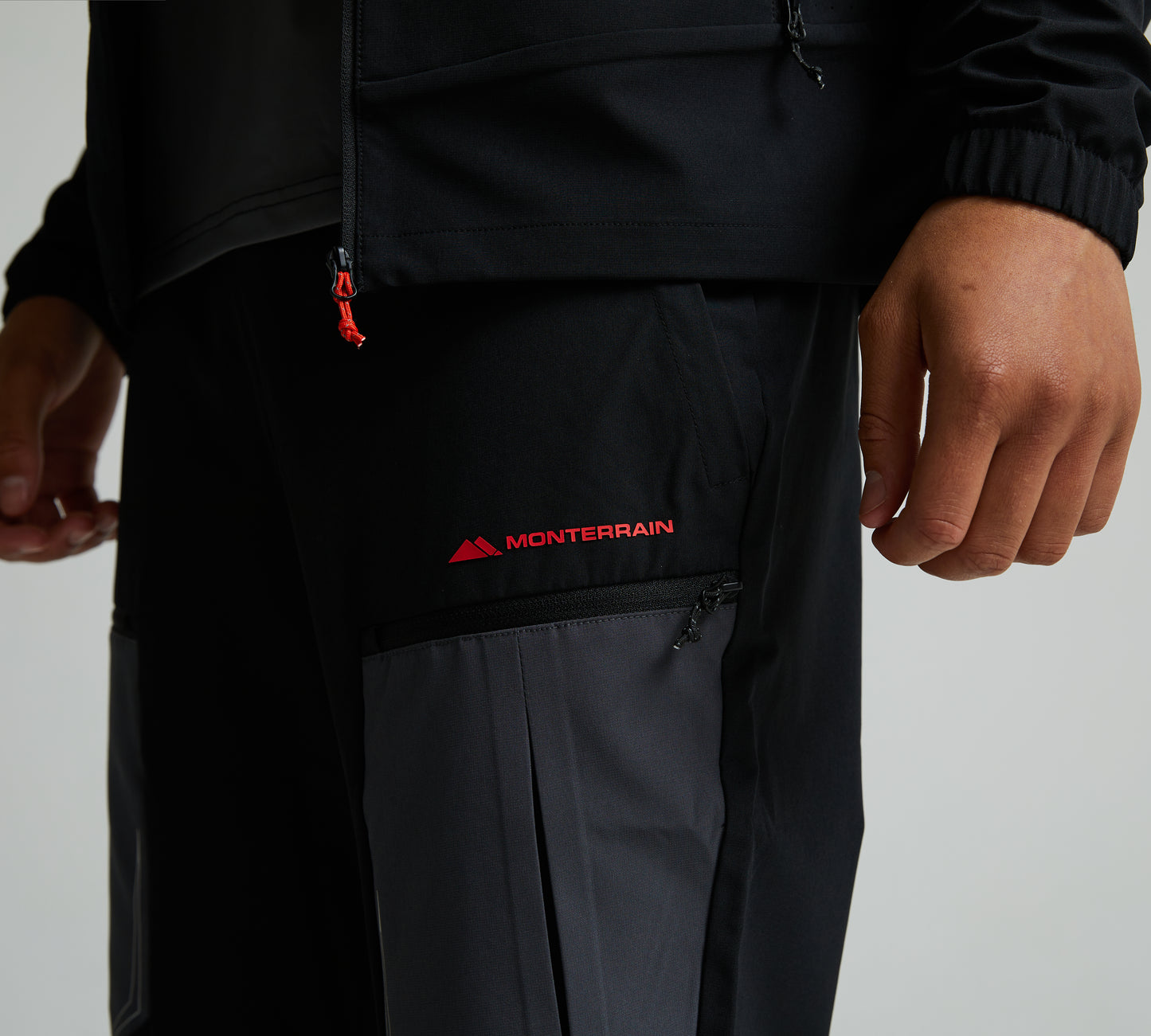 Monterrain Orbit Woven Black 3 Piece Set - Jacket / T Shirt / Pant