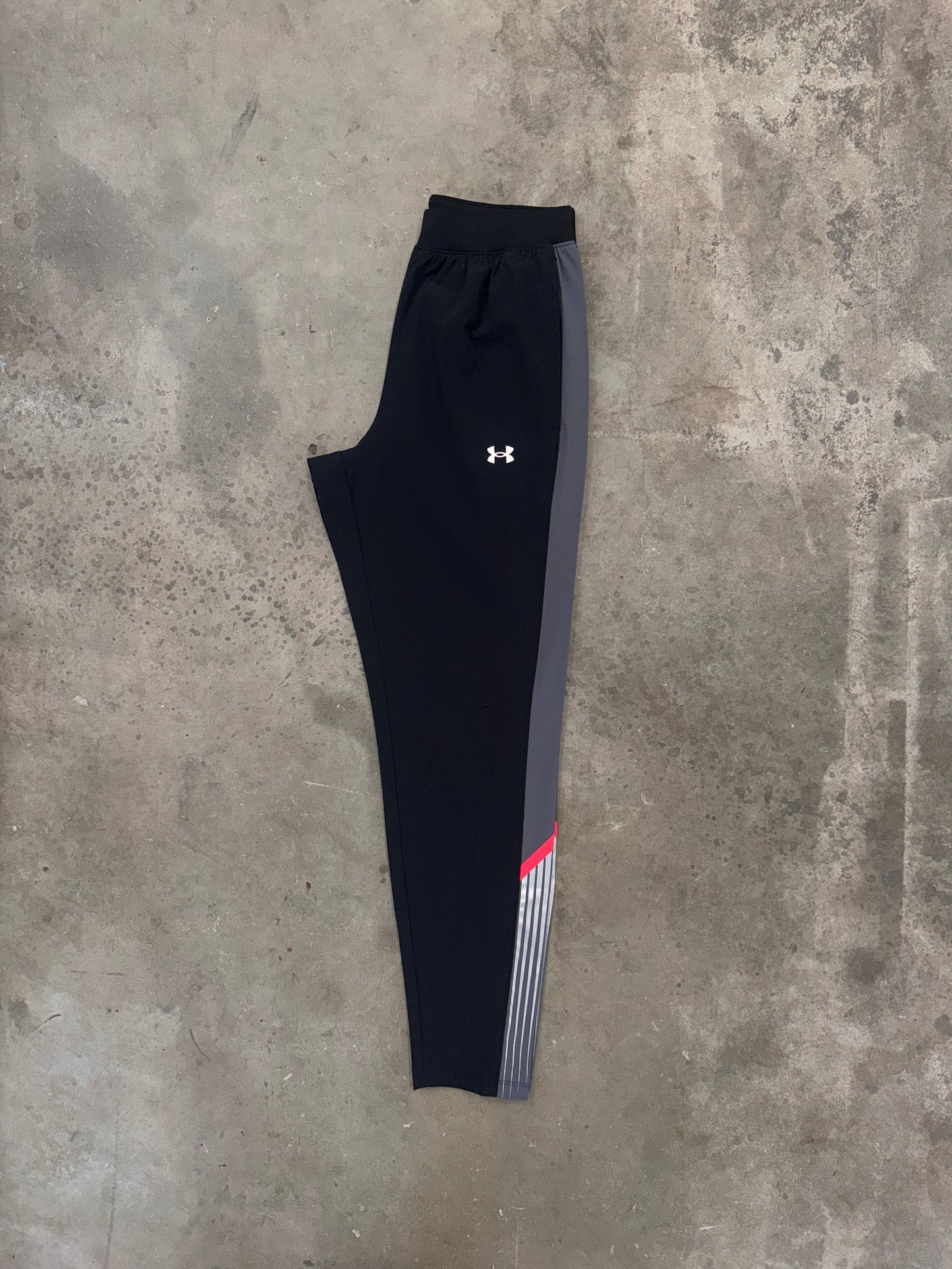 Under Armour Velociti Storm Pant - Black from DripModa