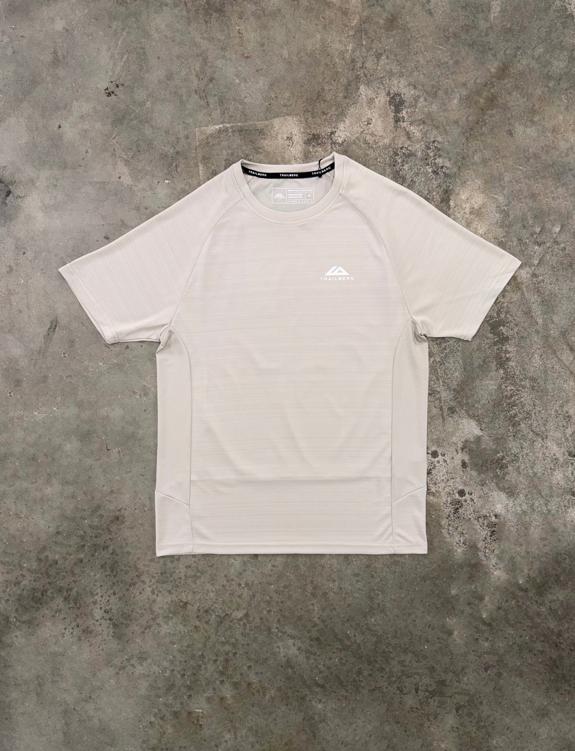 Trailberg Cloud SS26 T Shirt - Pebblestone from Dripmoda
