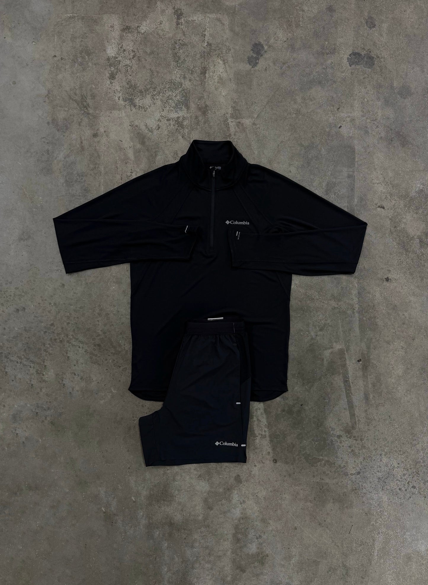 Columbia Stealth Spring Black Set - Quarter Zip / Short